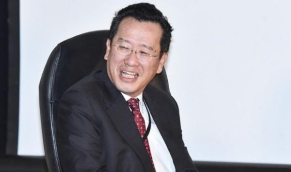 九龙证券 顾立雄亲临现场，祭出的王牌成笑话，收台在即，大陆只给了两个字